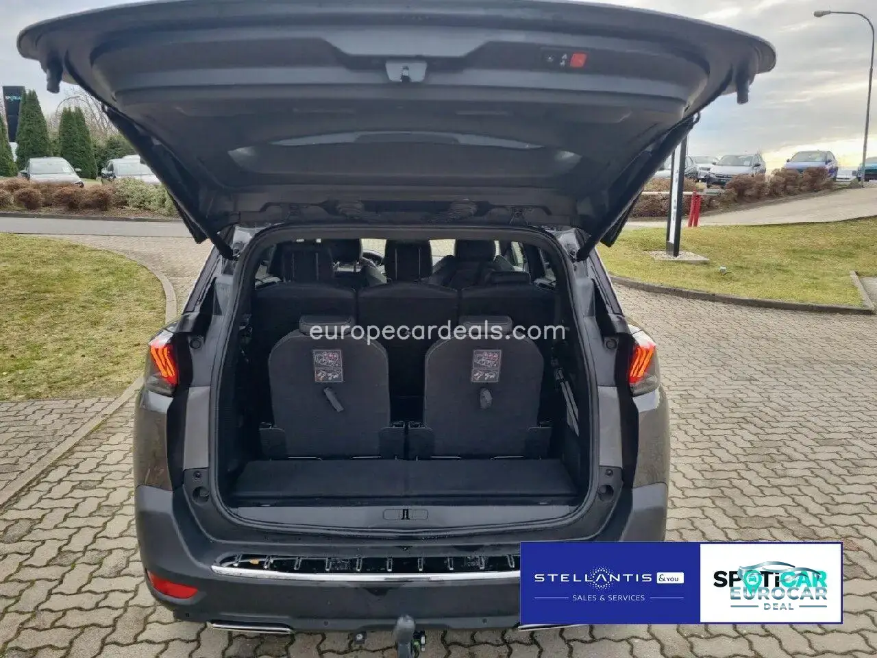 Peugeot 5008