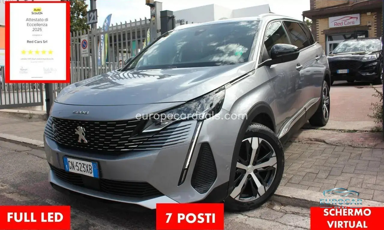 Peugeot 5008