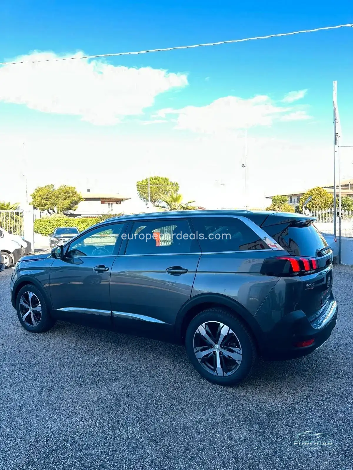 Peugeot 5008