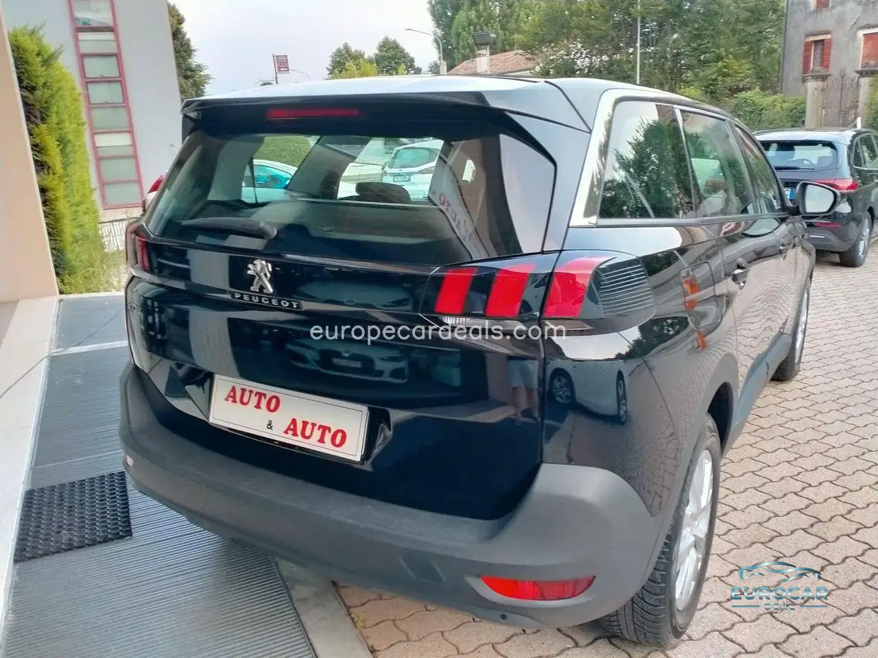 Peugeot 5008