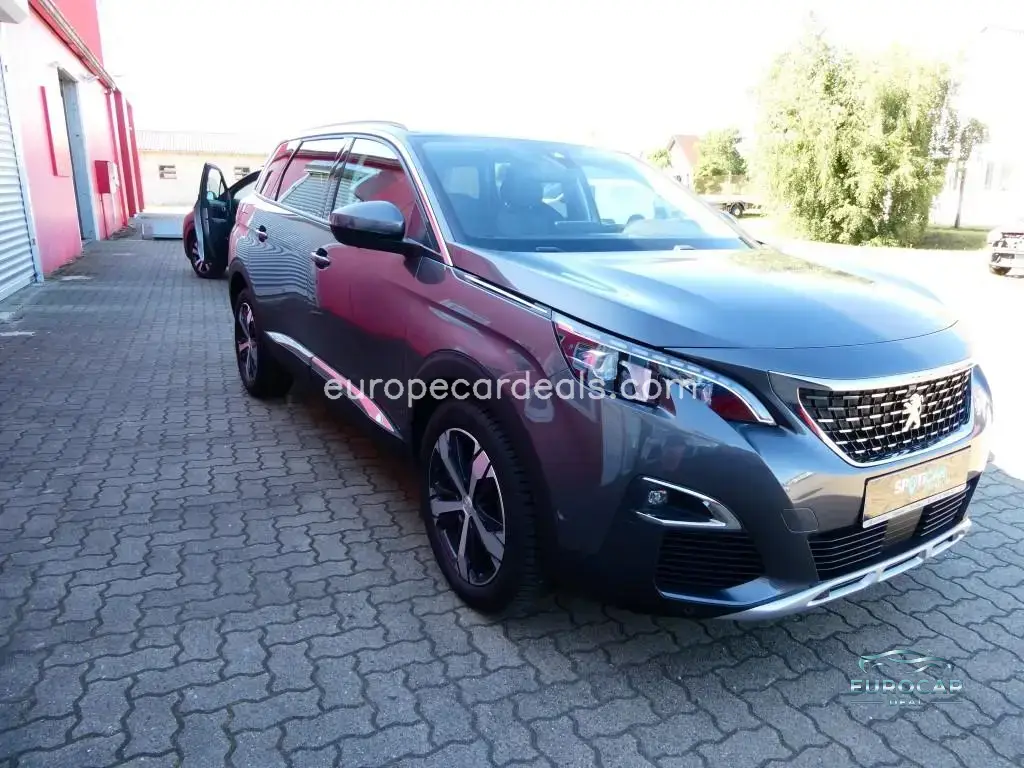 Peugeot 5008