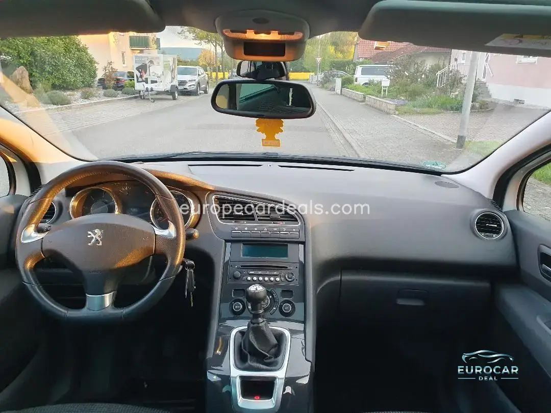 Peugeot 5008