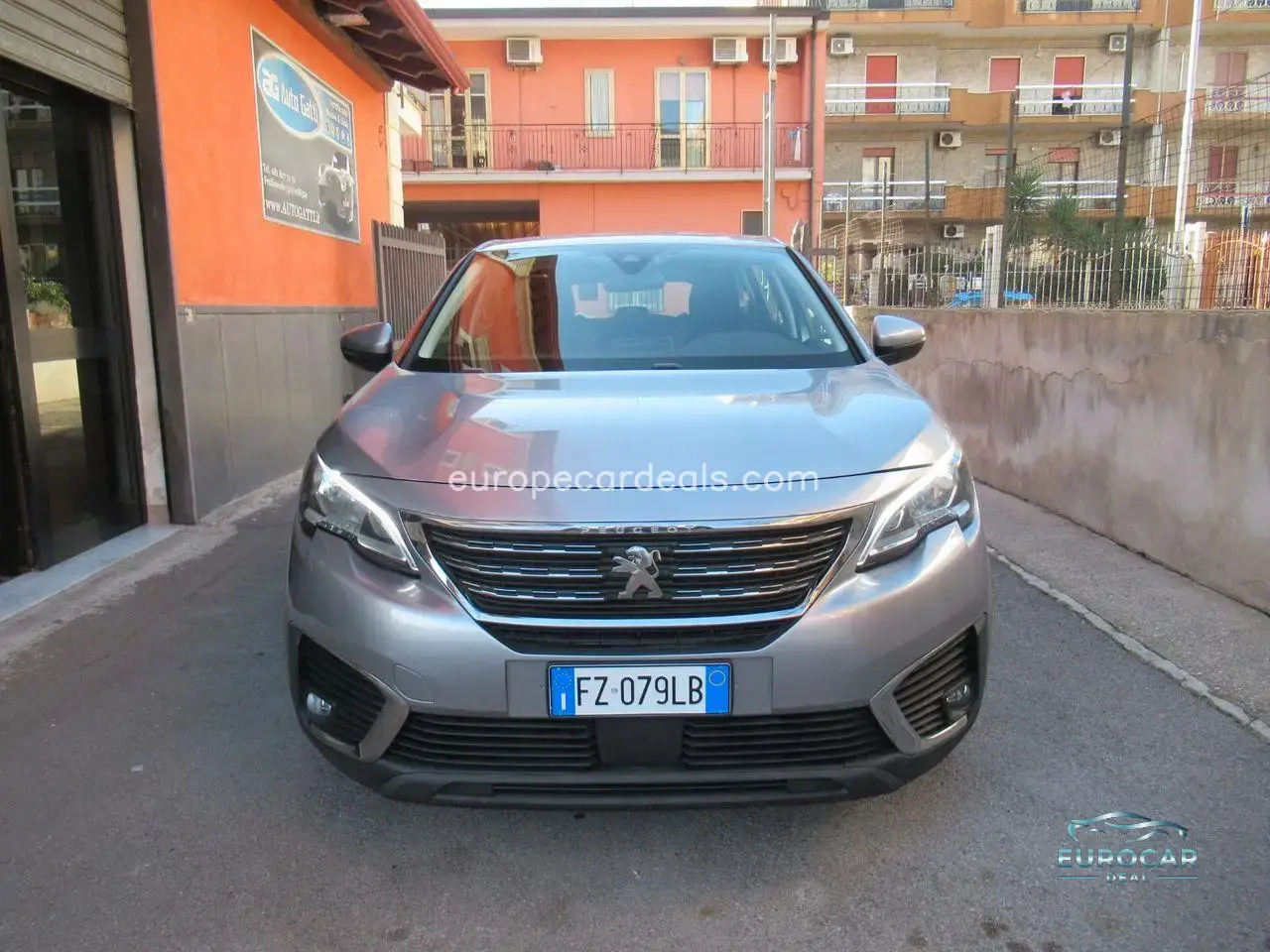 Peugeot 5008