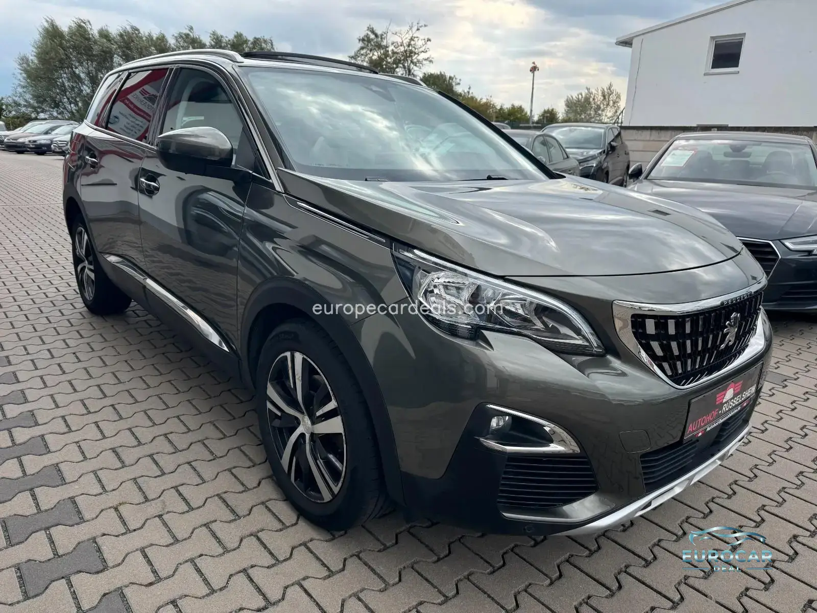 Peugeot 5008