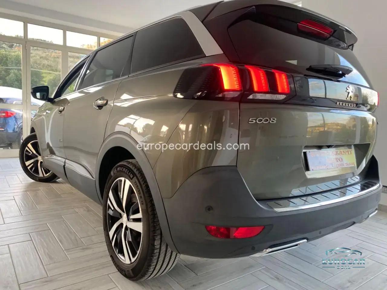 Peugeot 5008