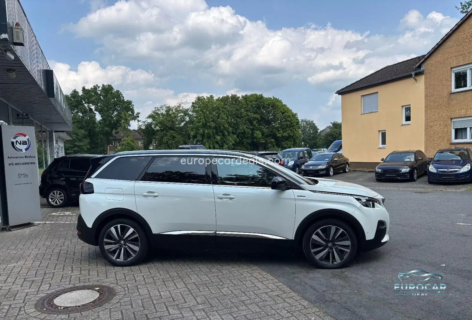 Peugeot 5008
