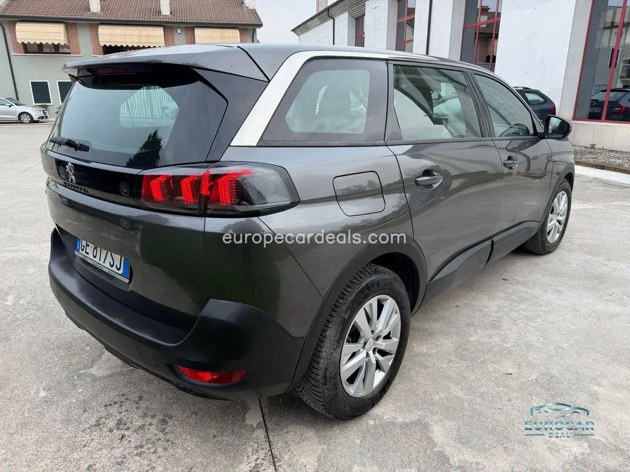 Peugeot 5008