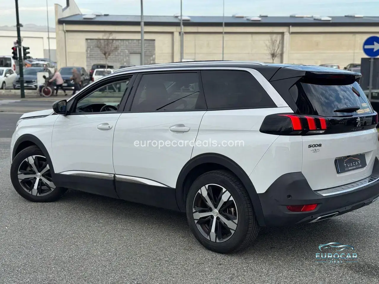Peugeot 5008