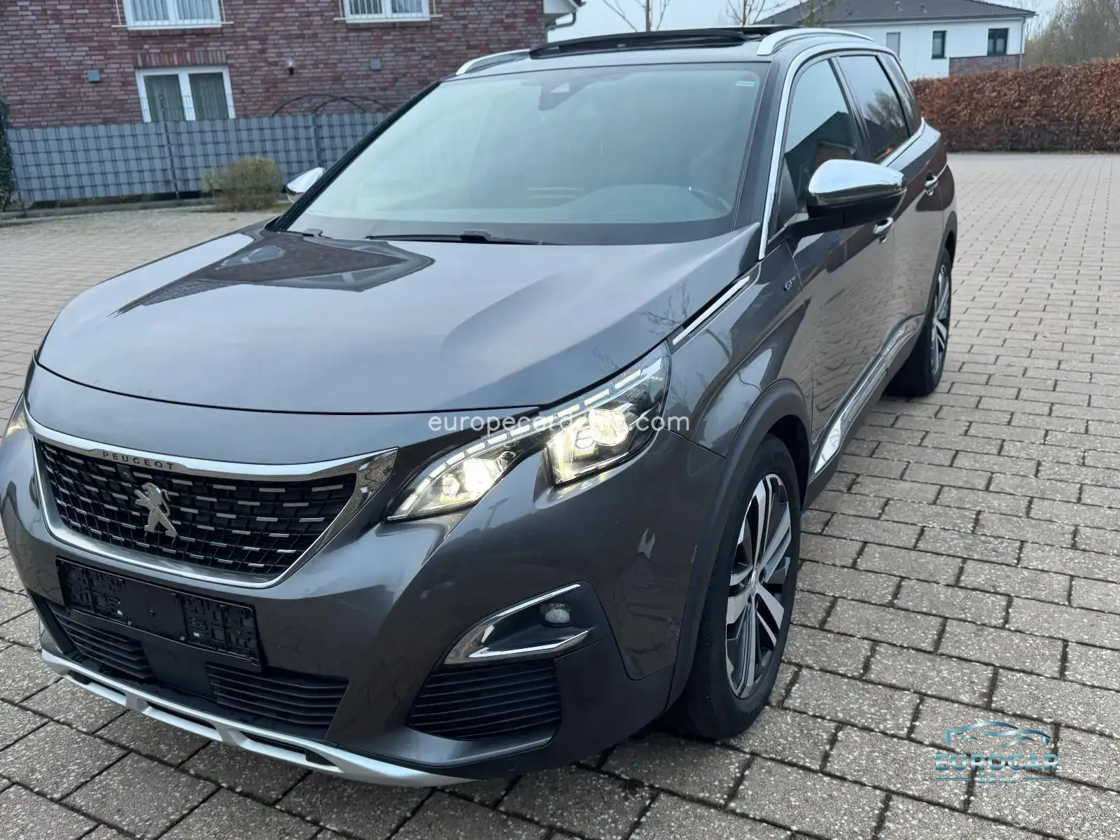 Peugeot 5008