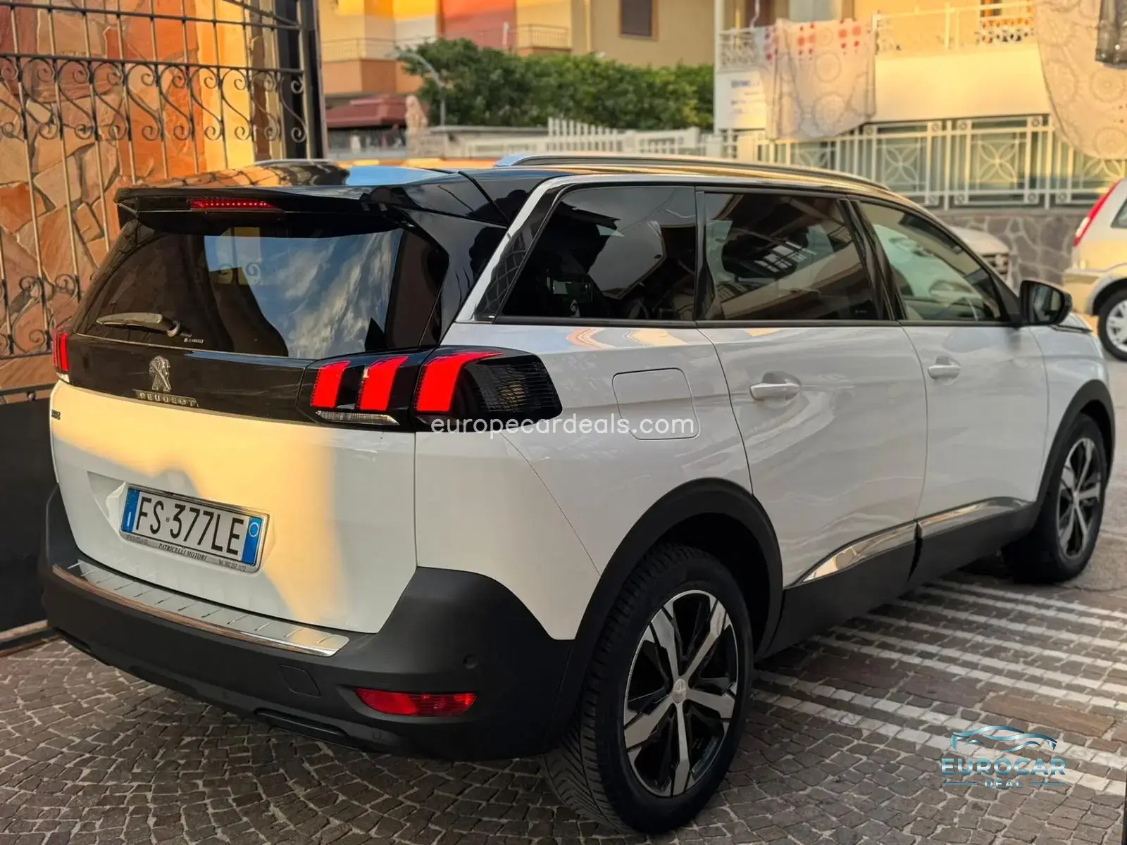 Peugeot 5008