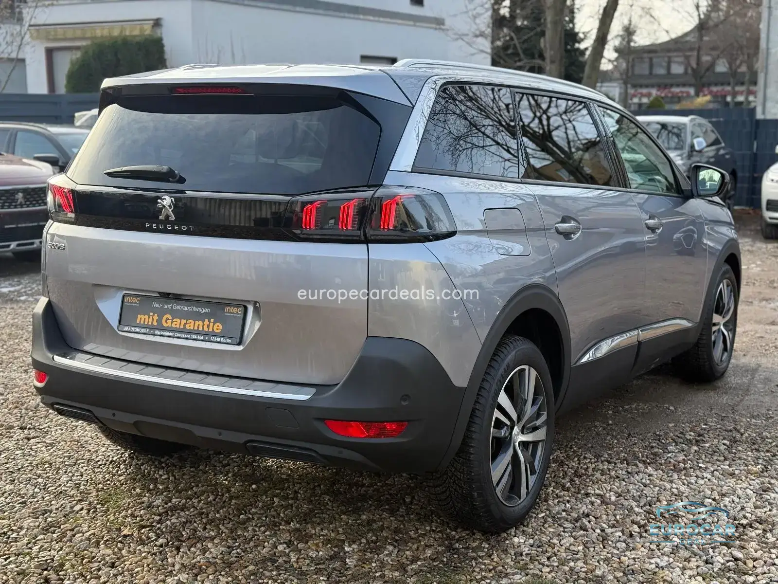Peugeot 5008