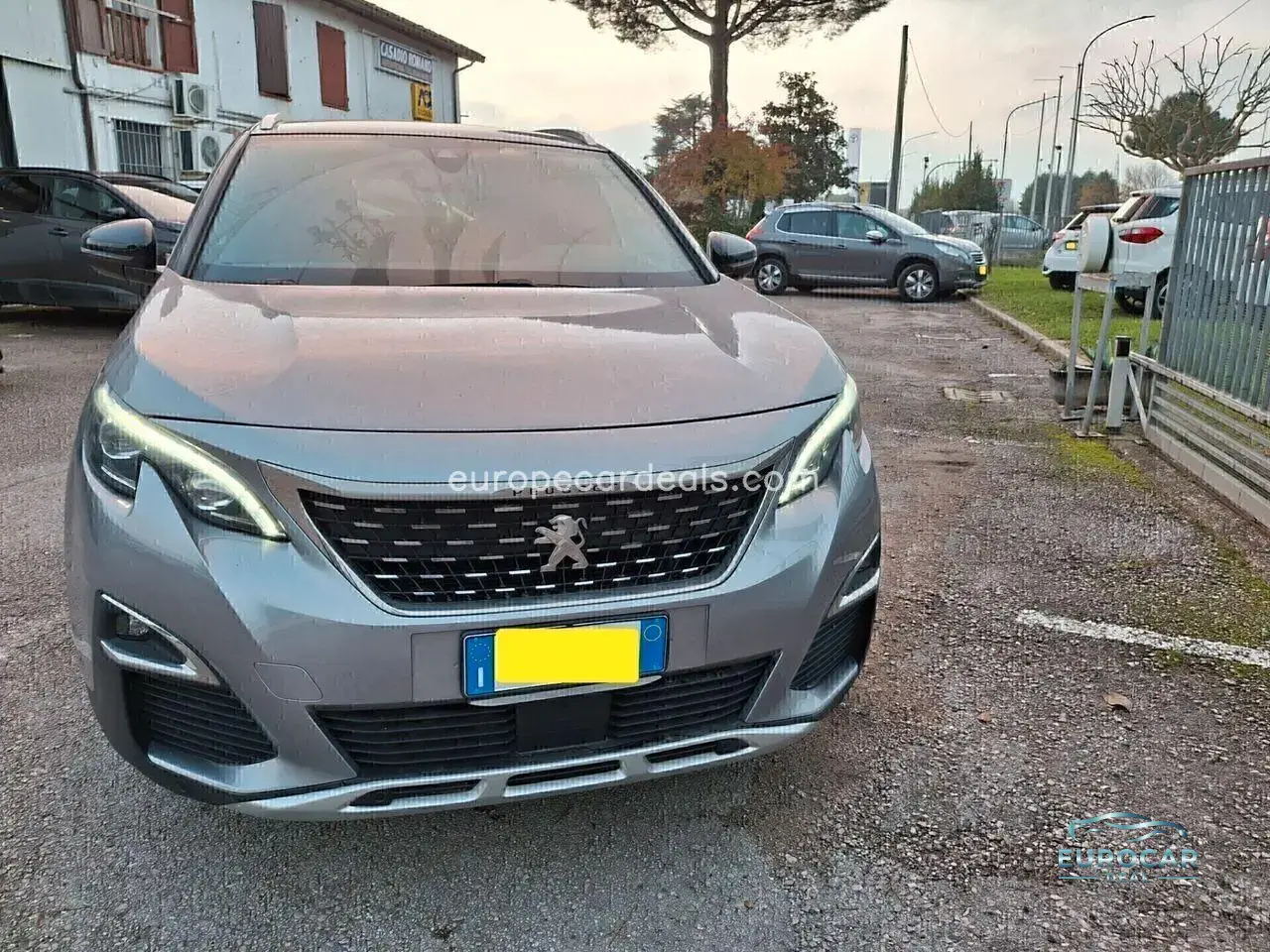 Peugeot 5008