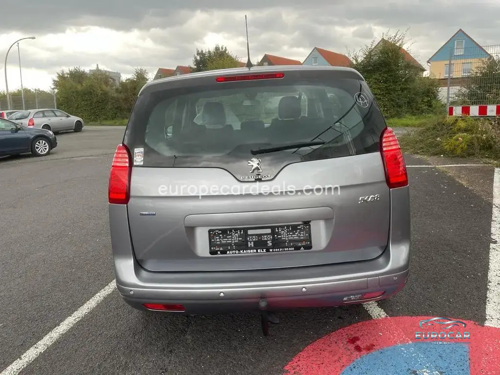 Peugeot 5008