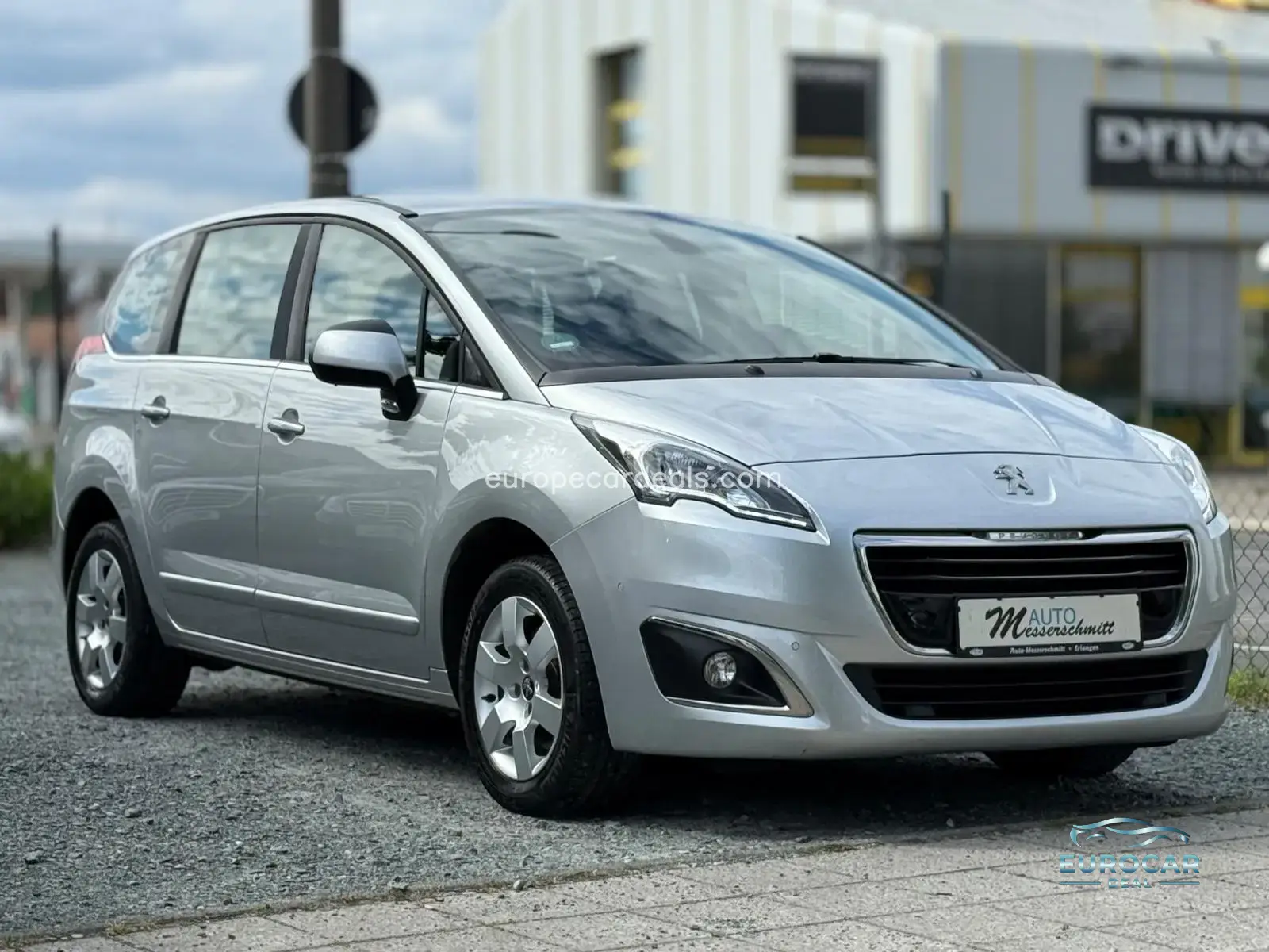 Peugeot 5008
