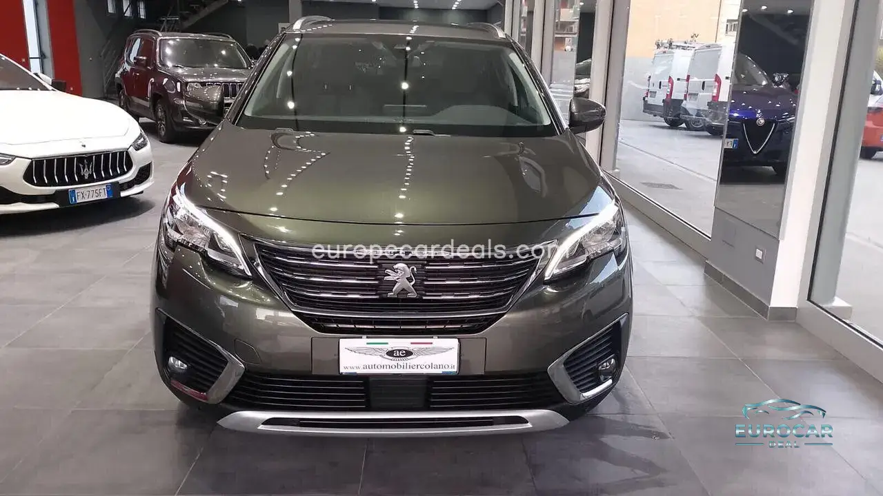 Peugeot 5008