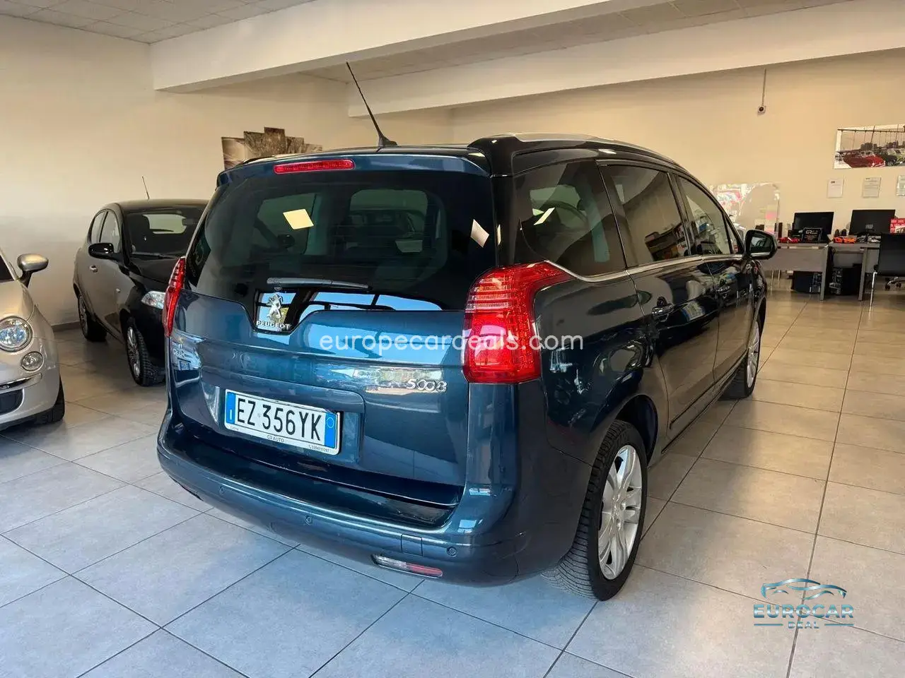 Peugeot 5008
