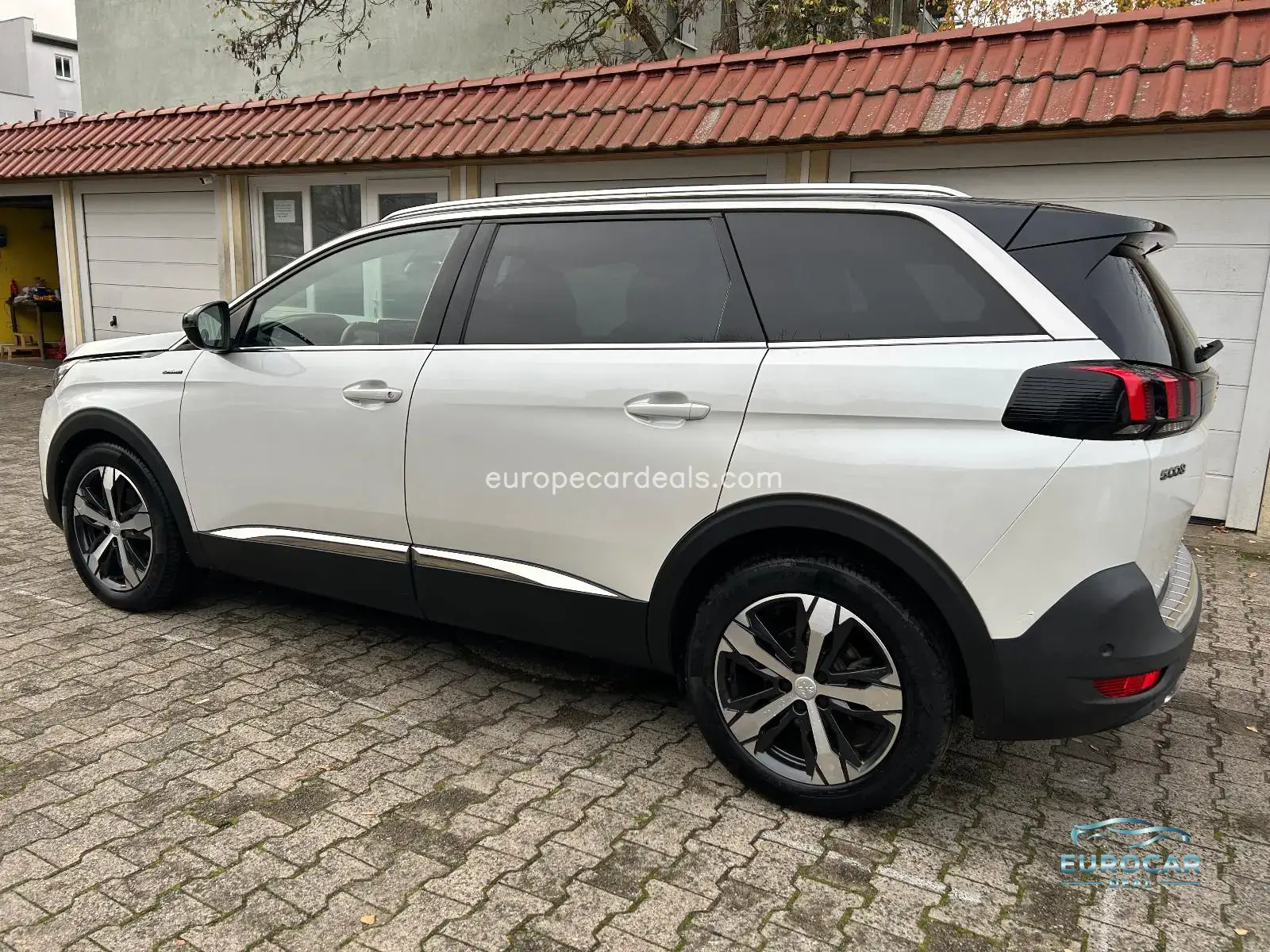Peugeot 5008