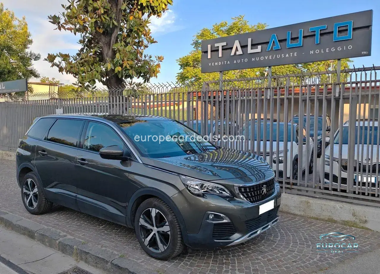 Peugeot 5008