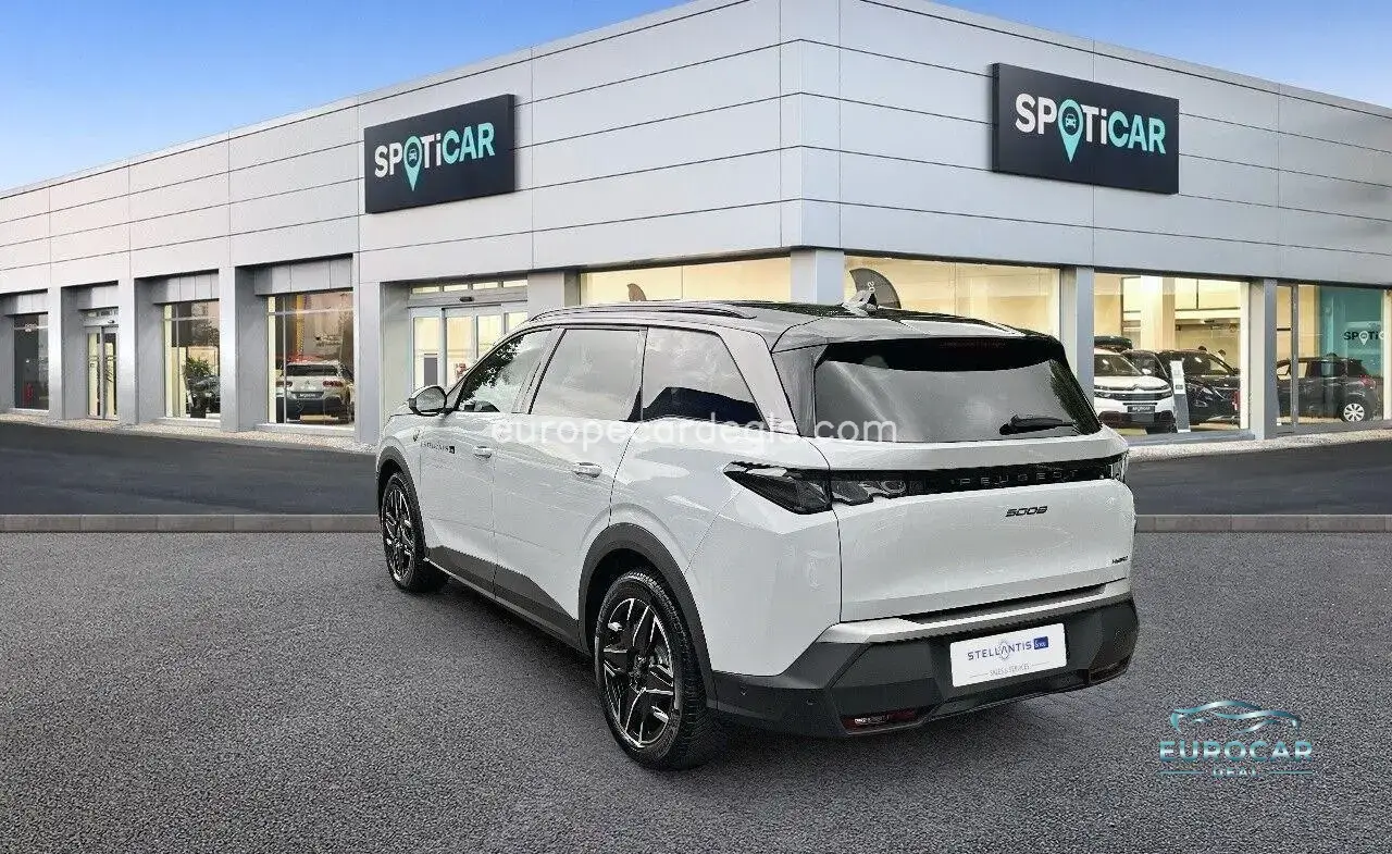 Peugeot 5008