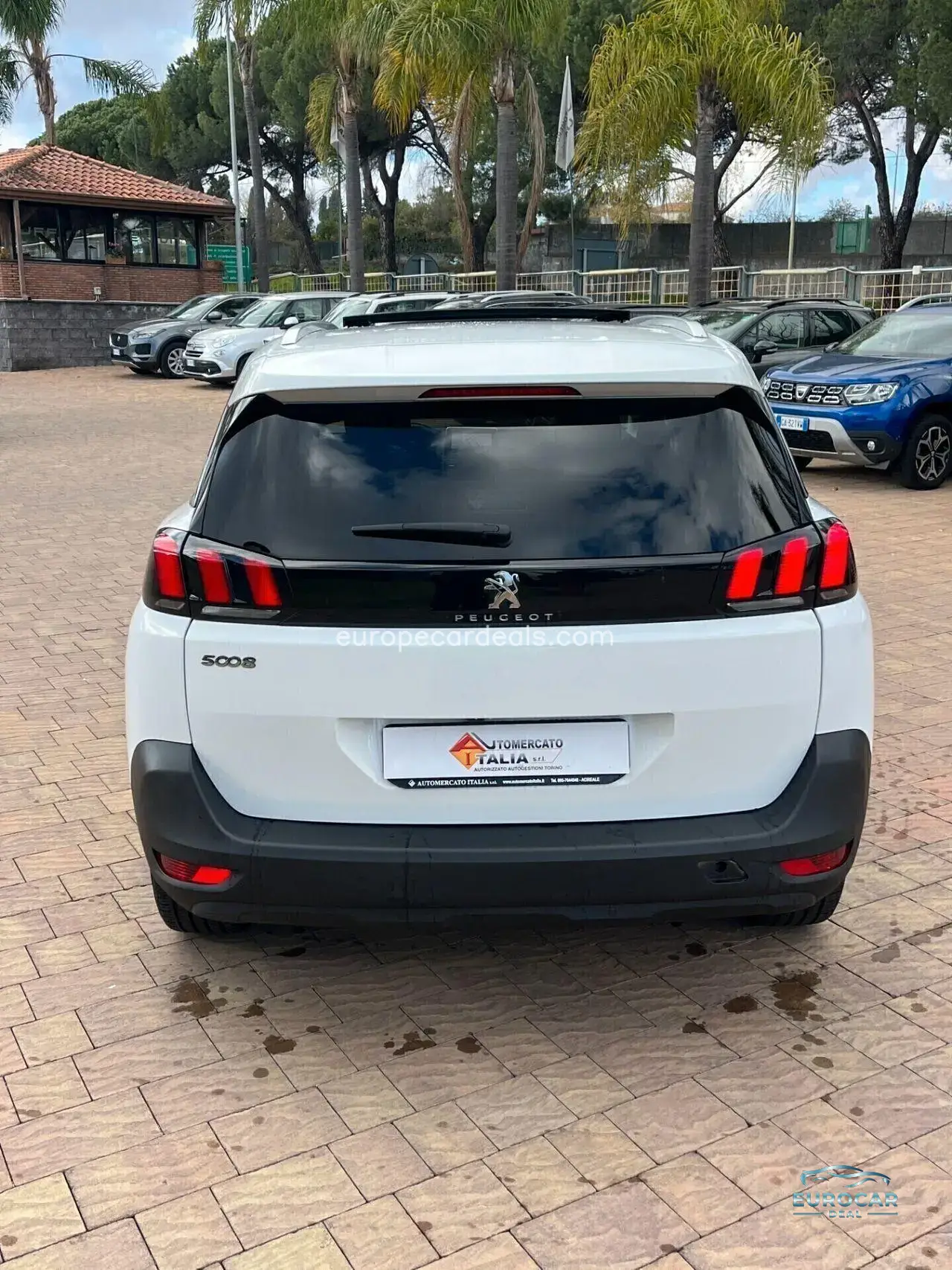 Peugeot 5008