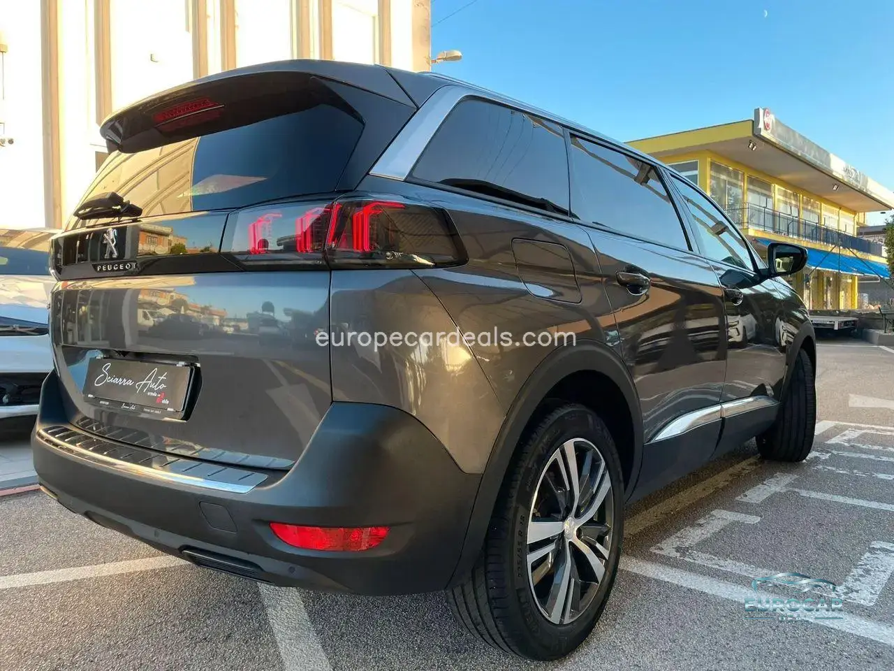 Peugeot 5008