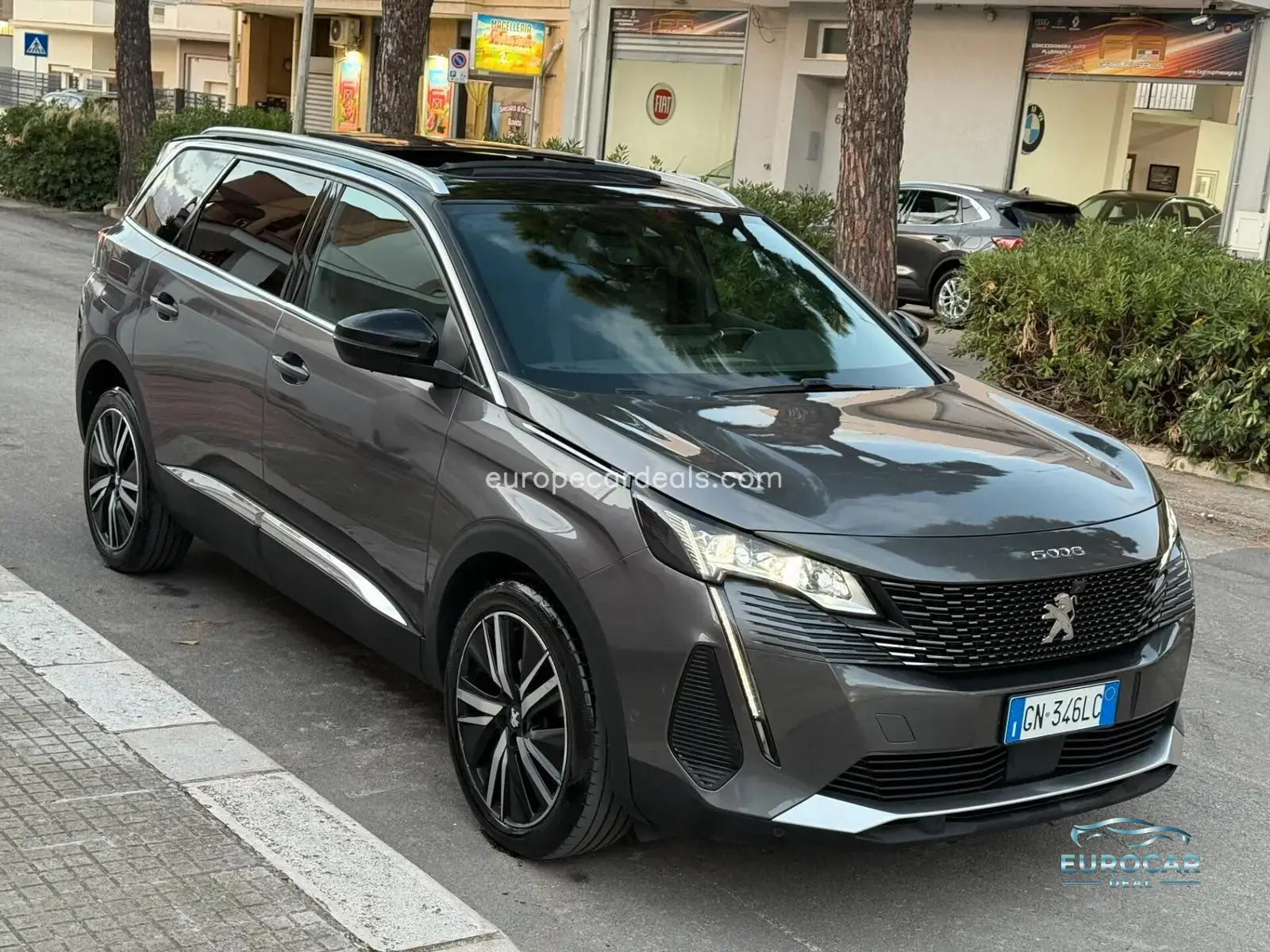Peugeot 5008