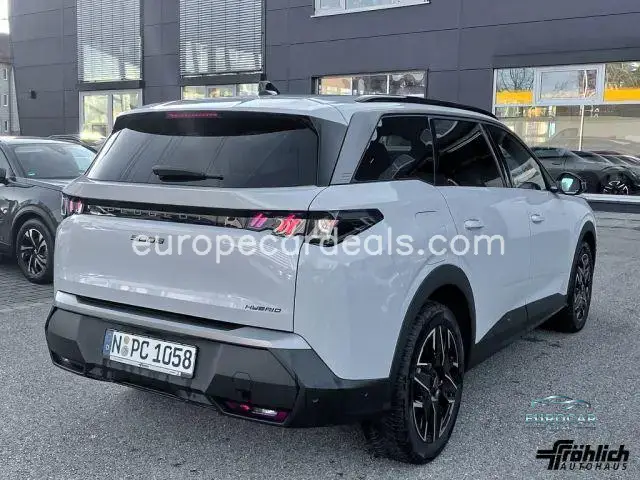 Peugeot 5008