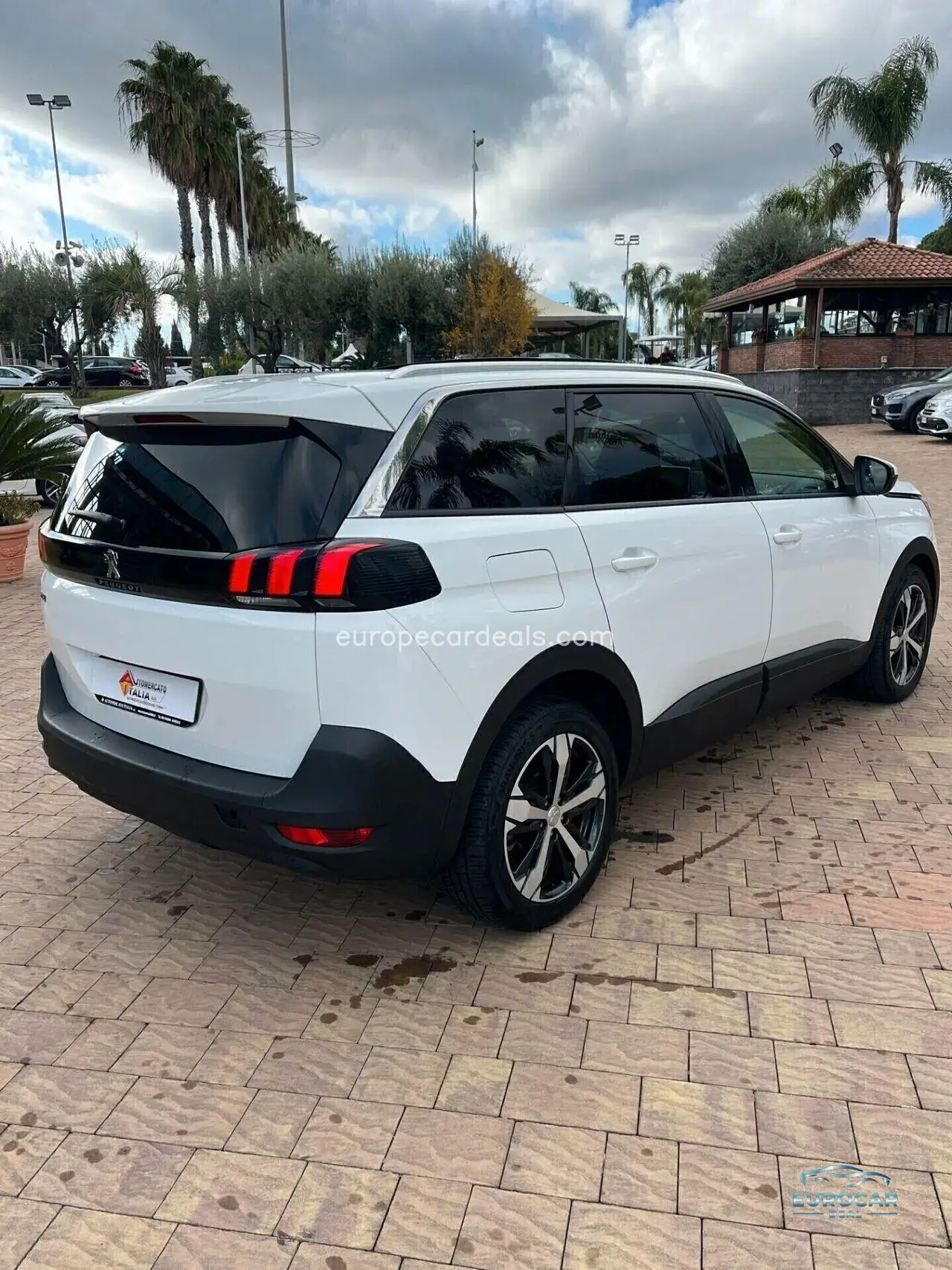 Peugeot 5008