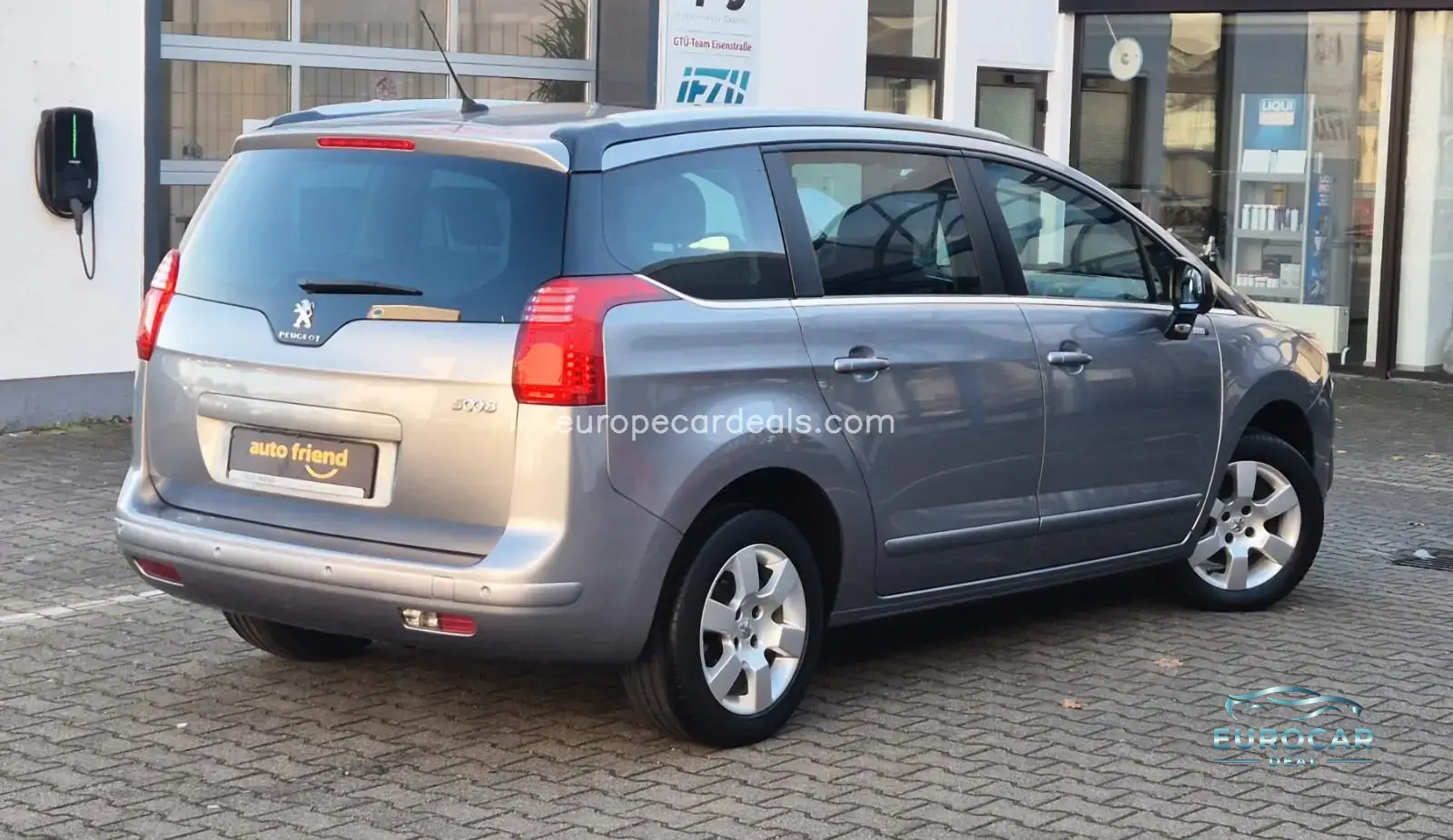 Peugeot 5008