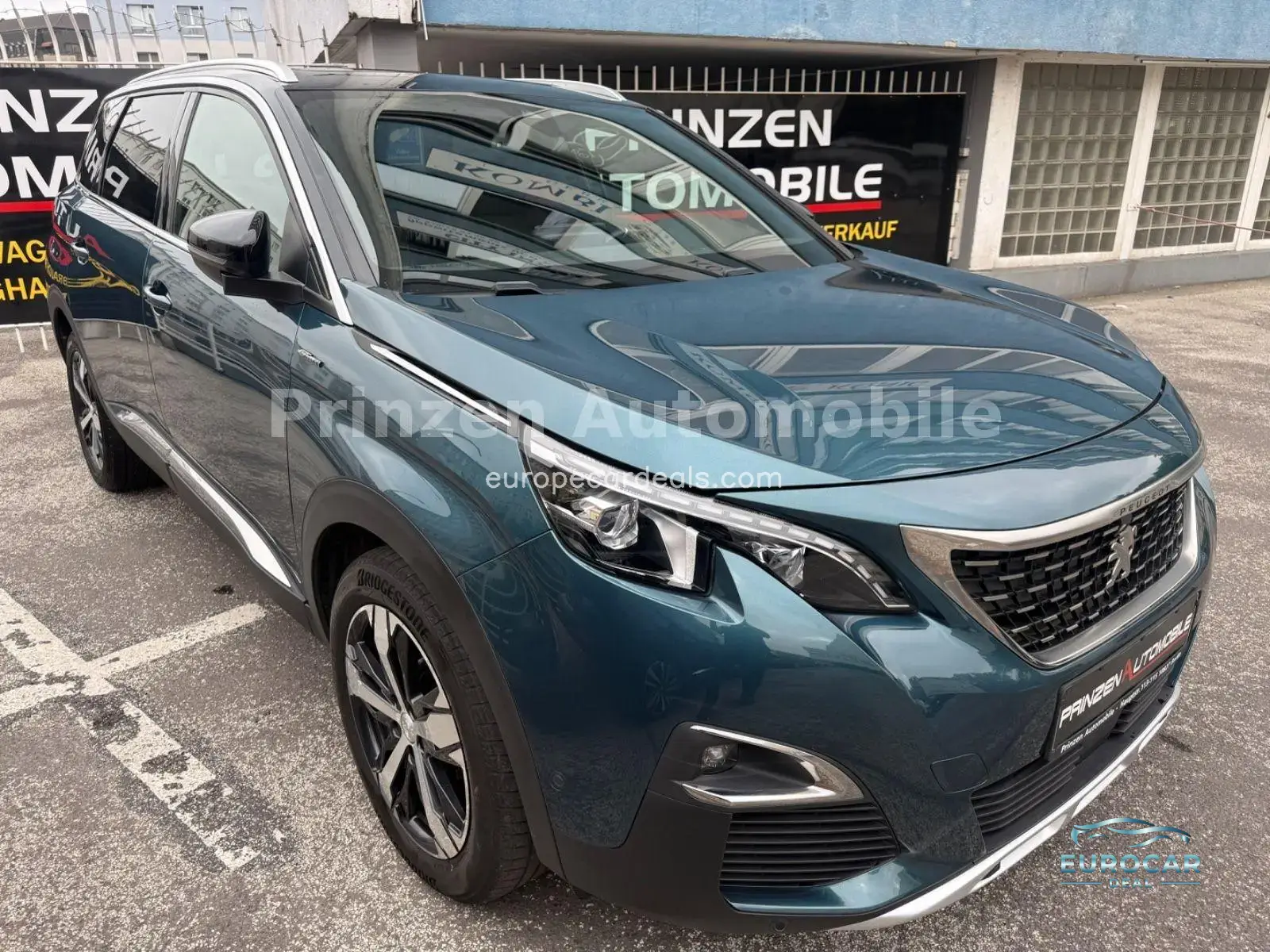 Peugeot 5008