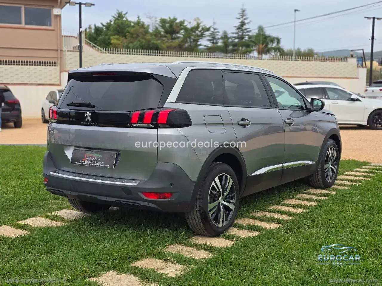 Peugeot 5008
