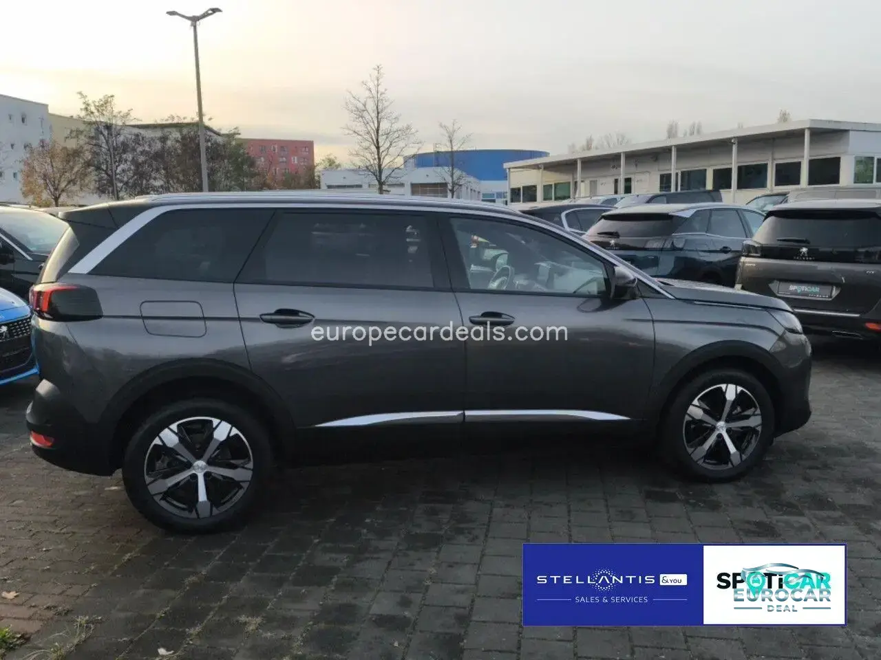 Peugeot 5008