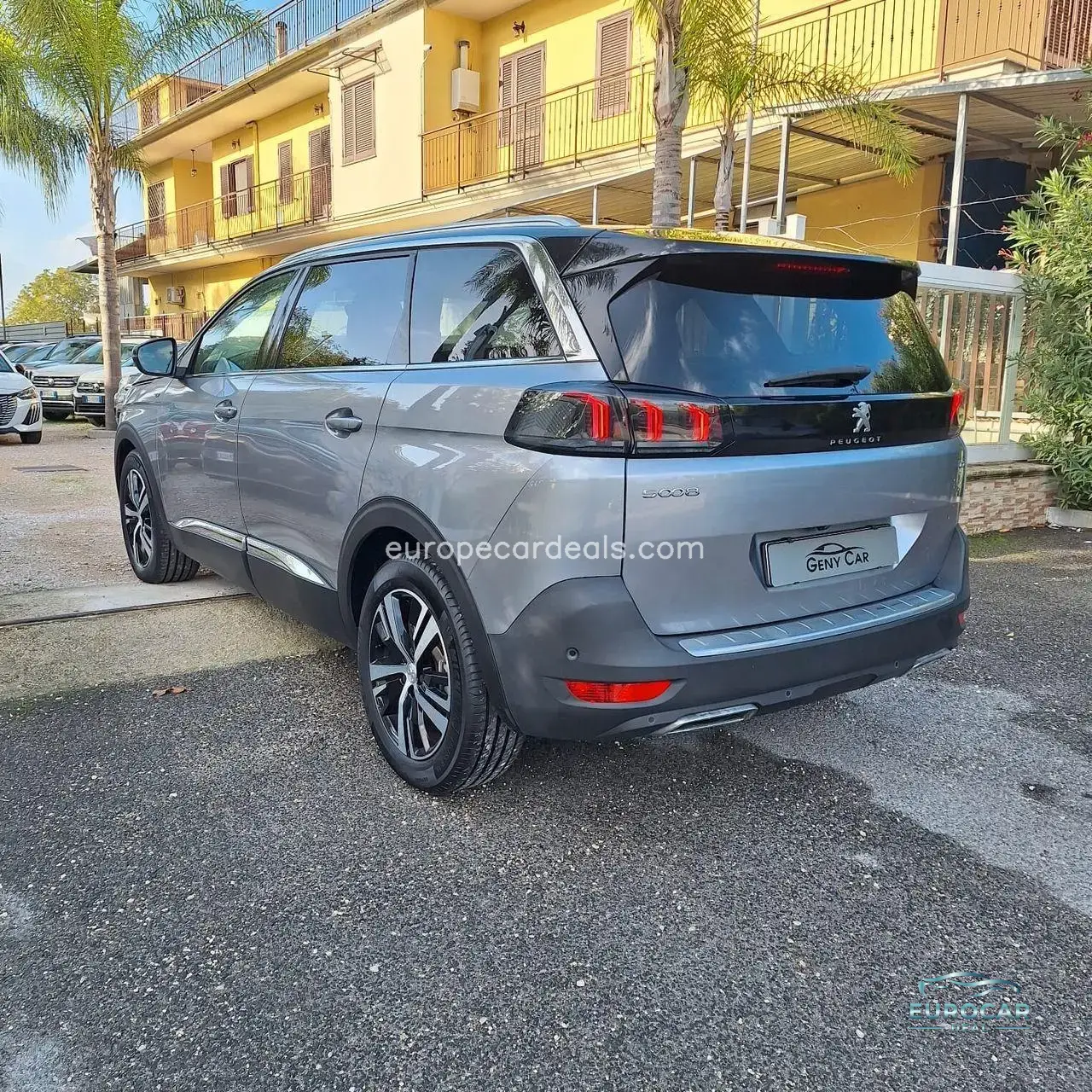 Peugeot 5008