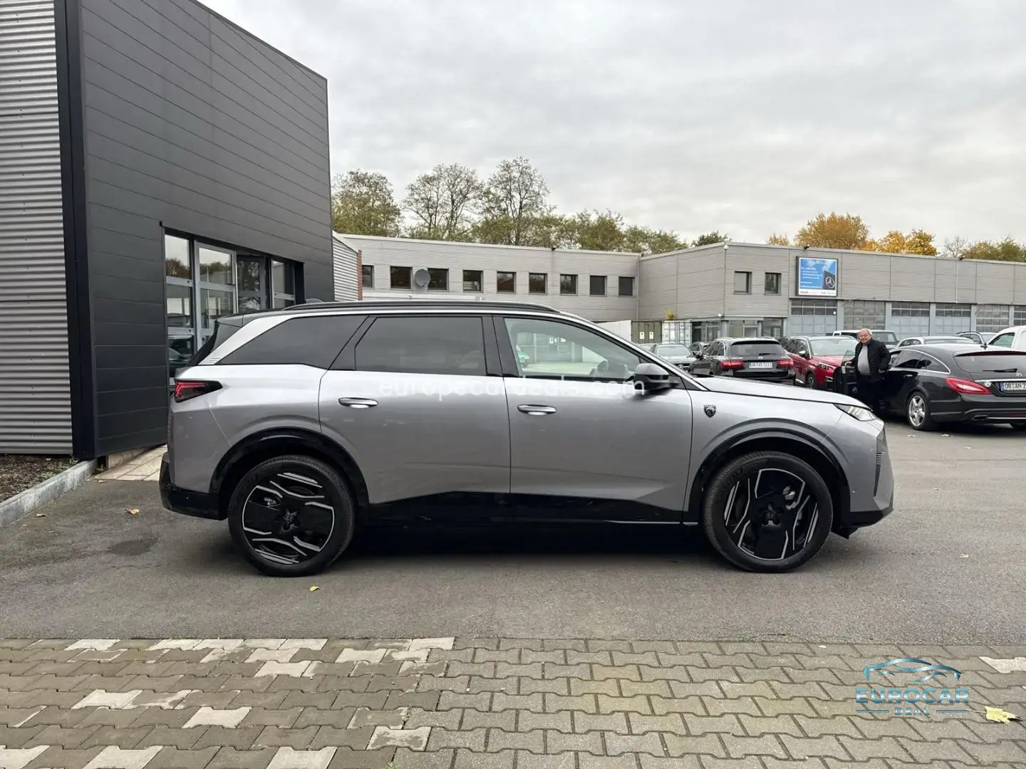 Peugeot 5008