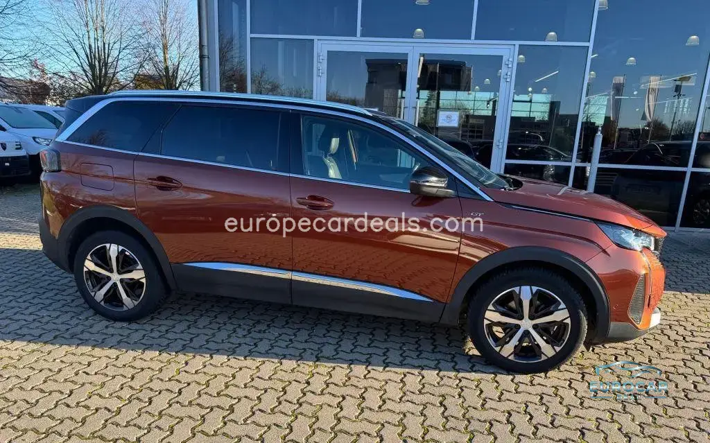 Peugeot 5008