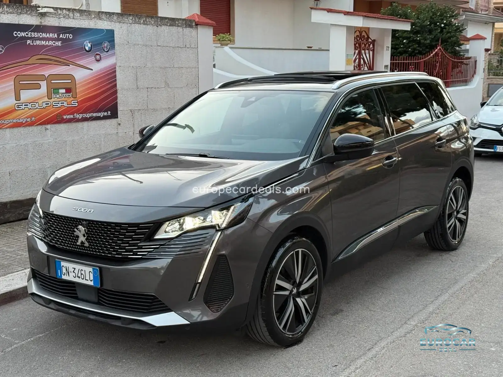 Peugeot 5008