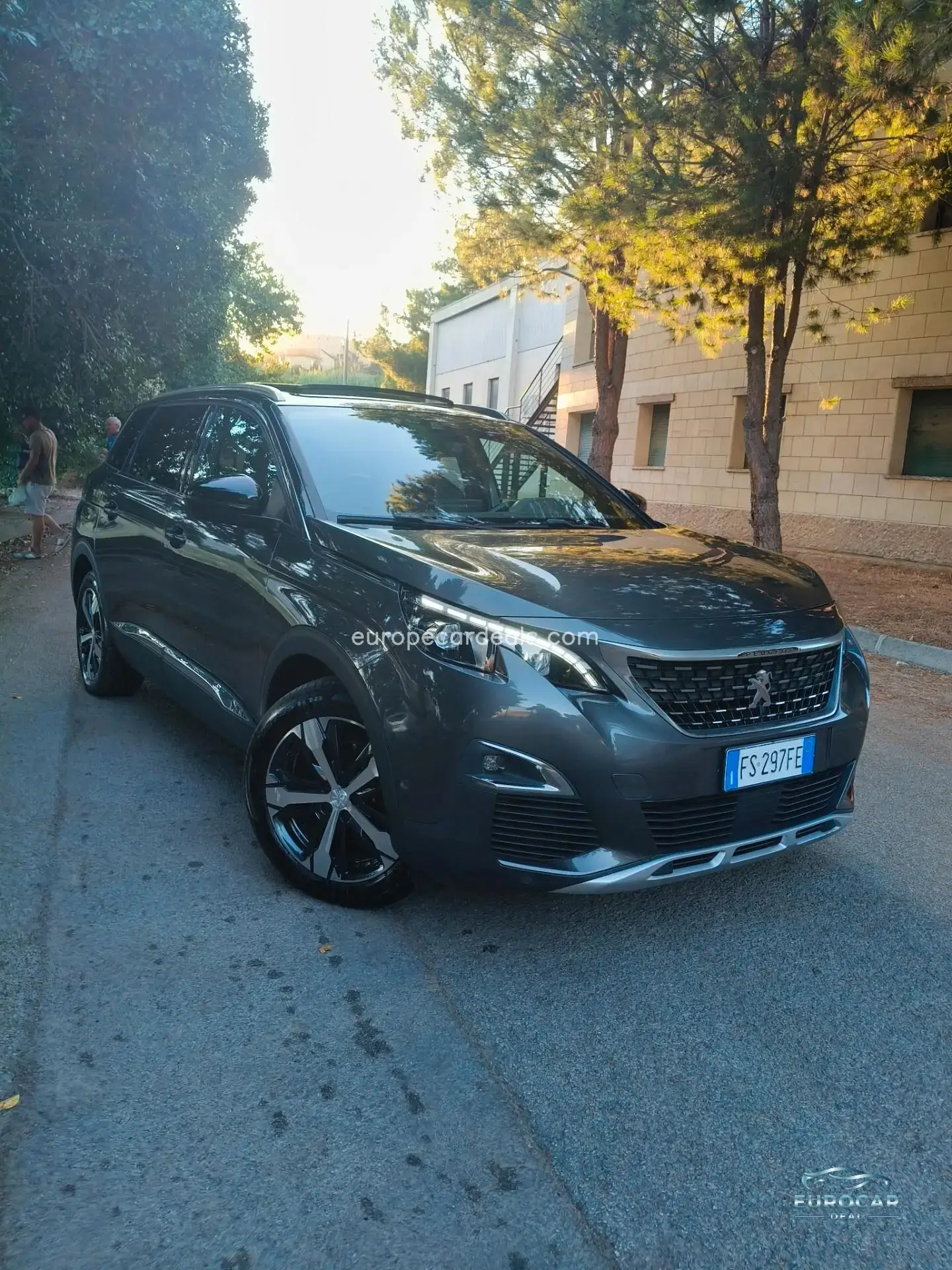Peugeot 5008