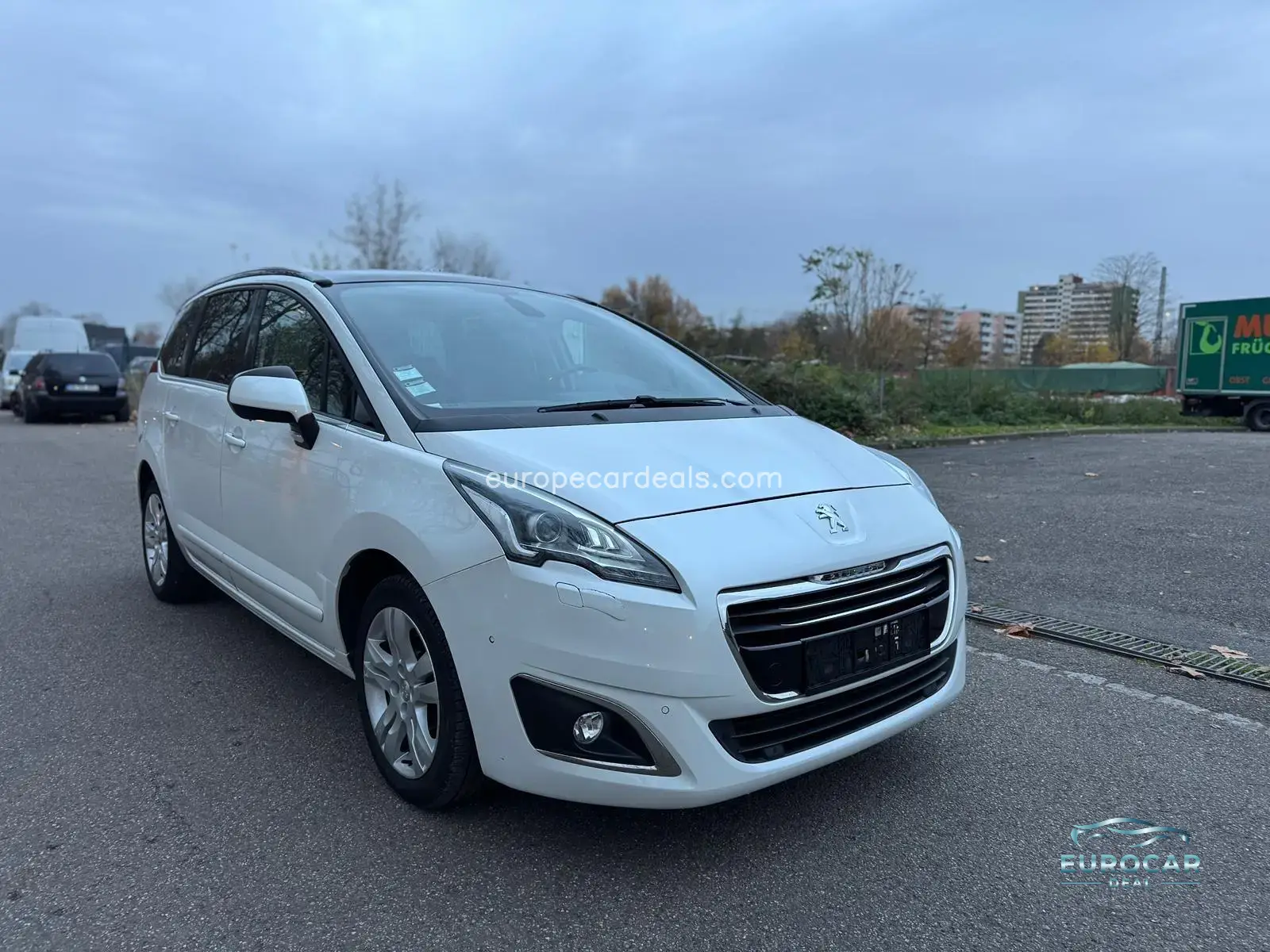 Peugeot 5008