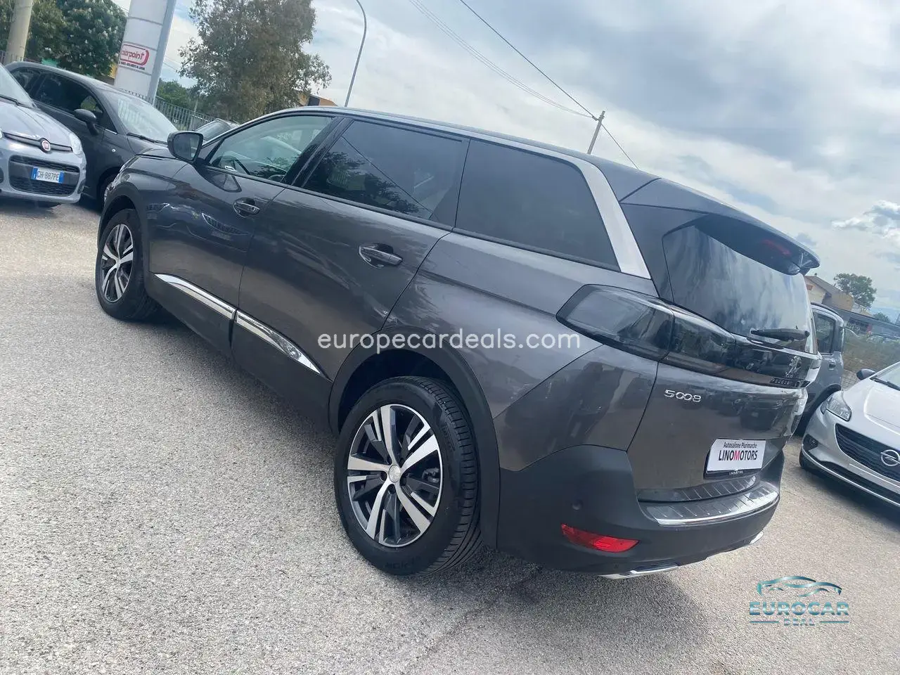 Peugeot 5008