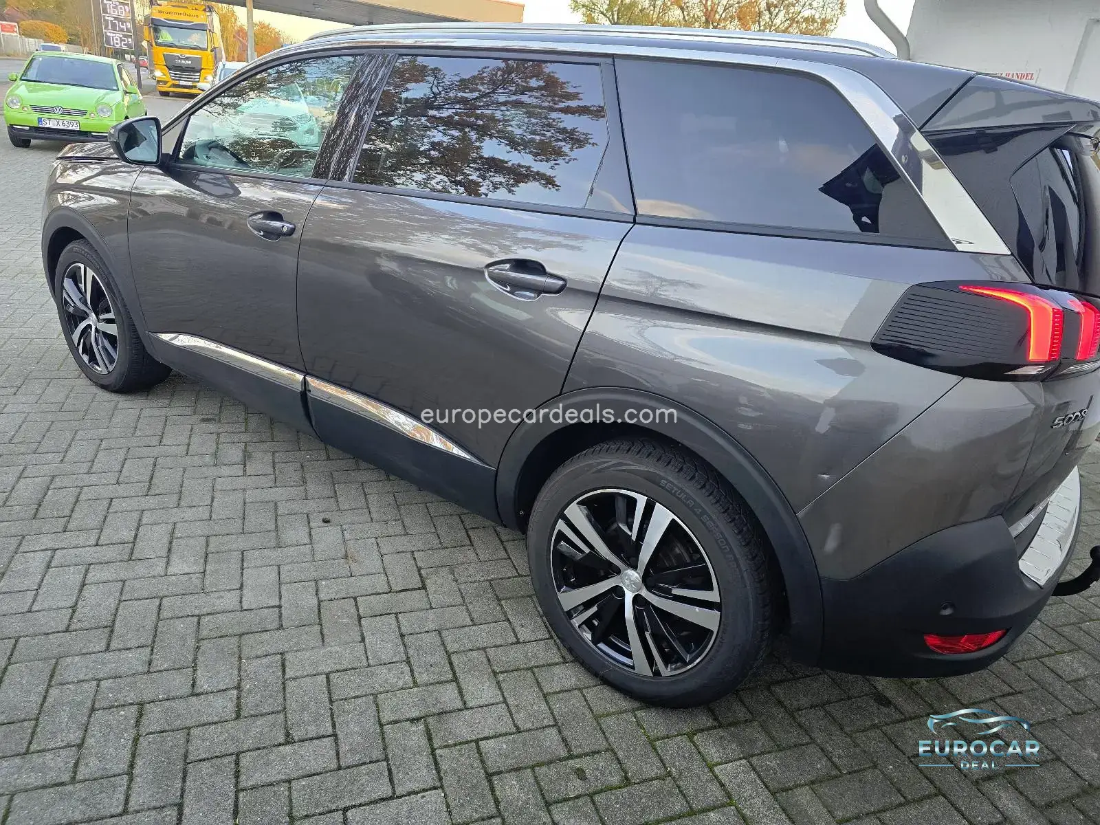 Peugeot 5008
