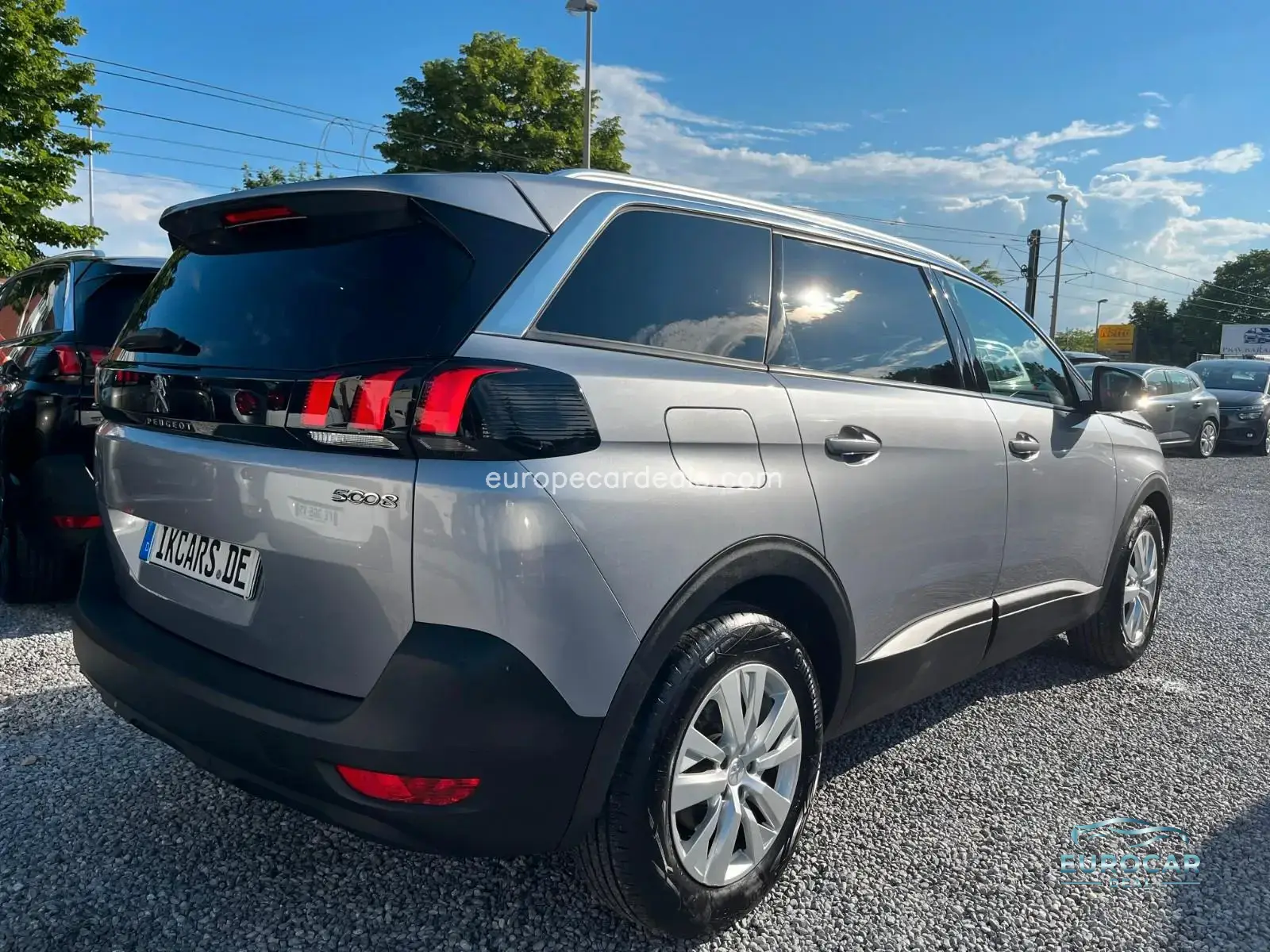 Peugeot 5008