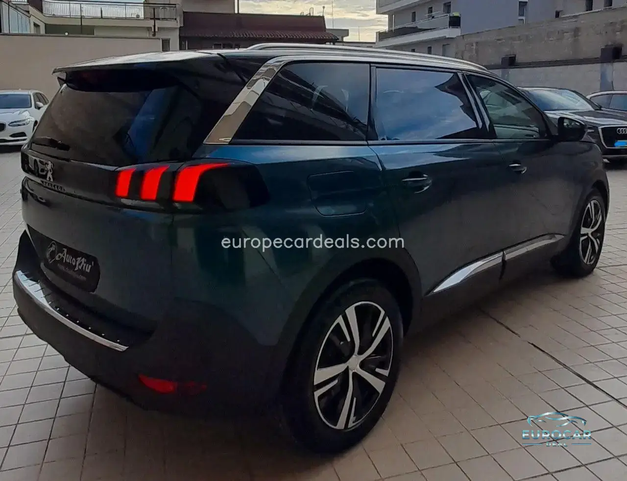 Peugeot 5008
