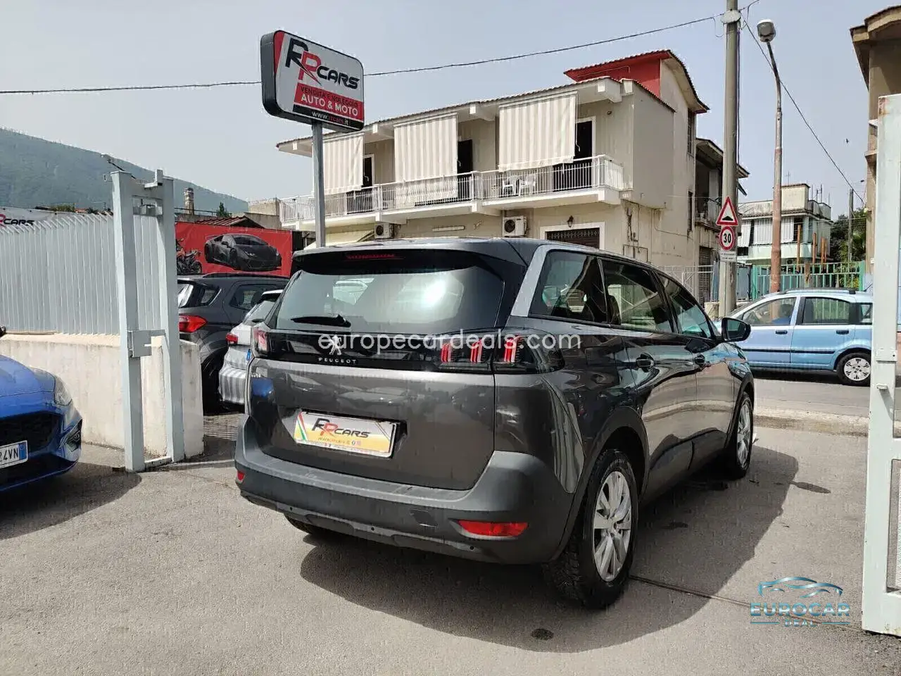 Peugeot 5008