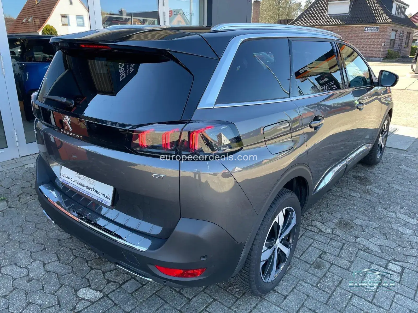 Peugeot 5008