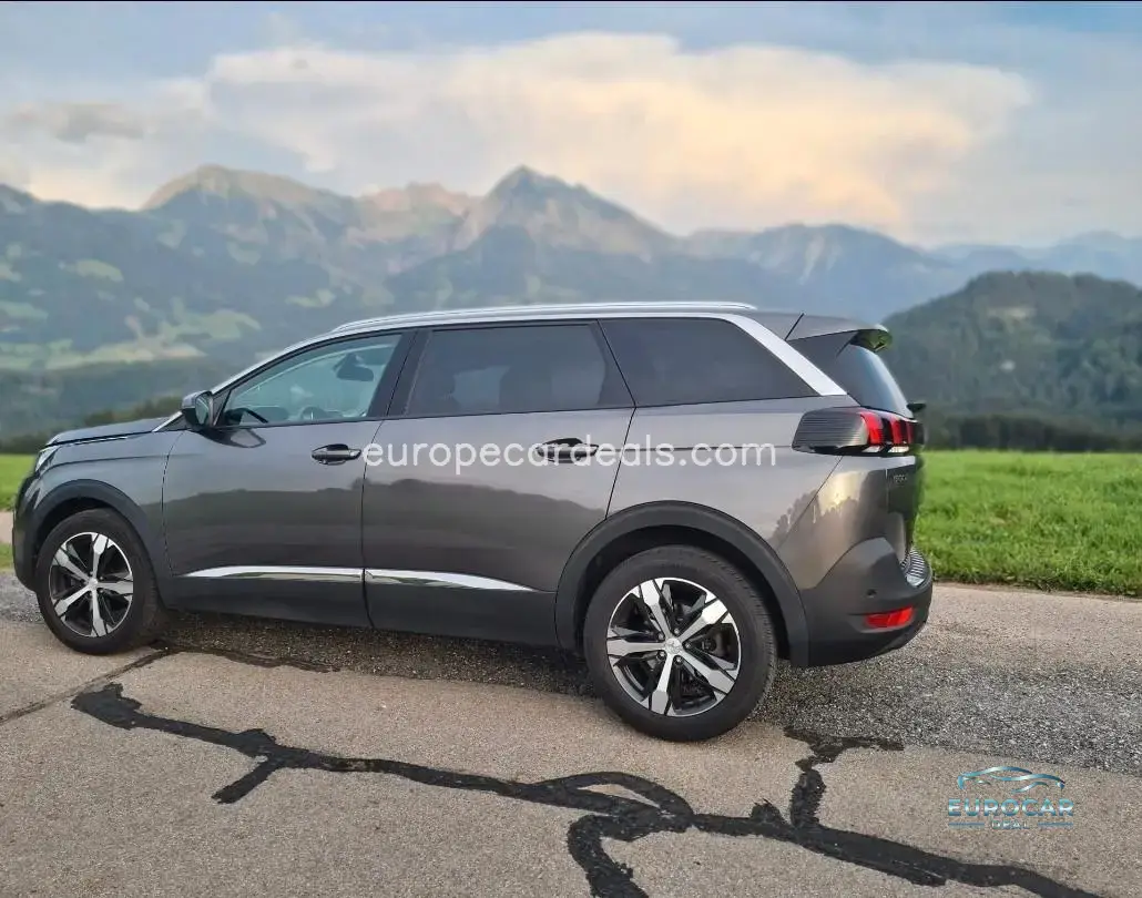Peugeot 5008