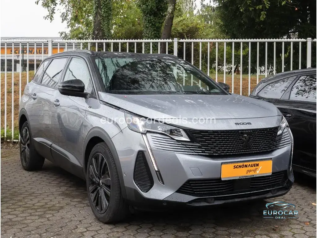Peugeot 5008