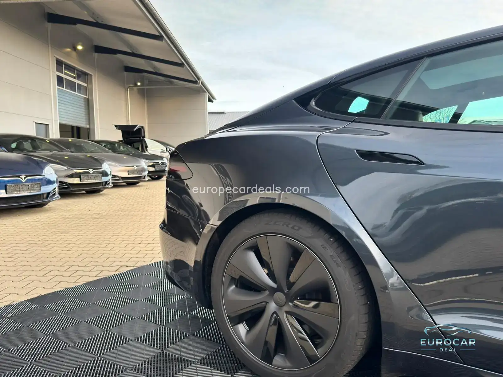 Tesla Model S