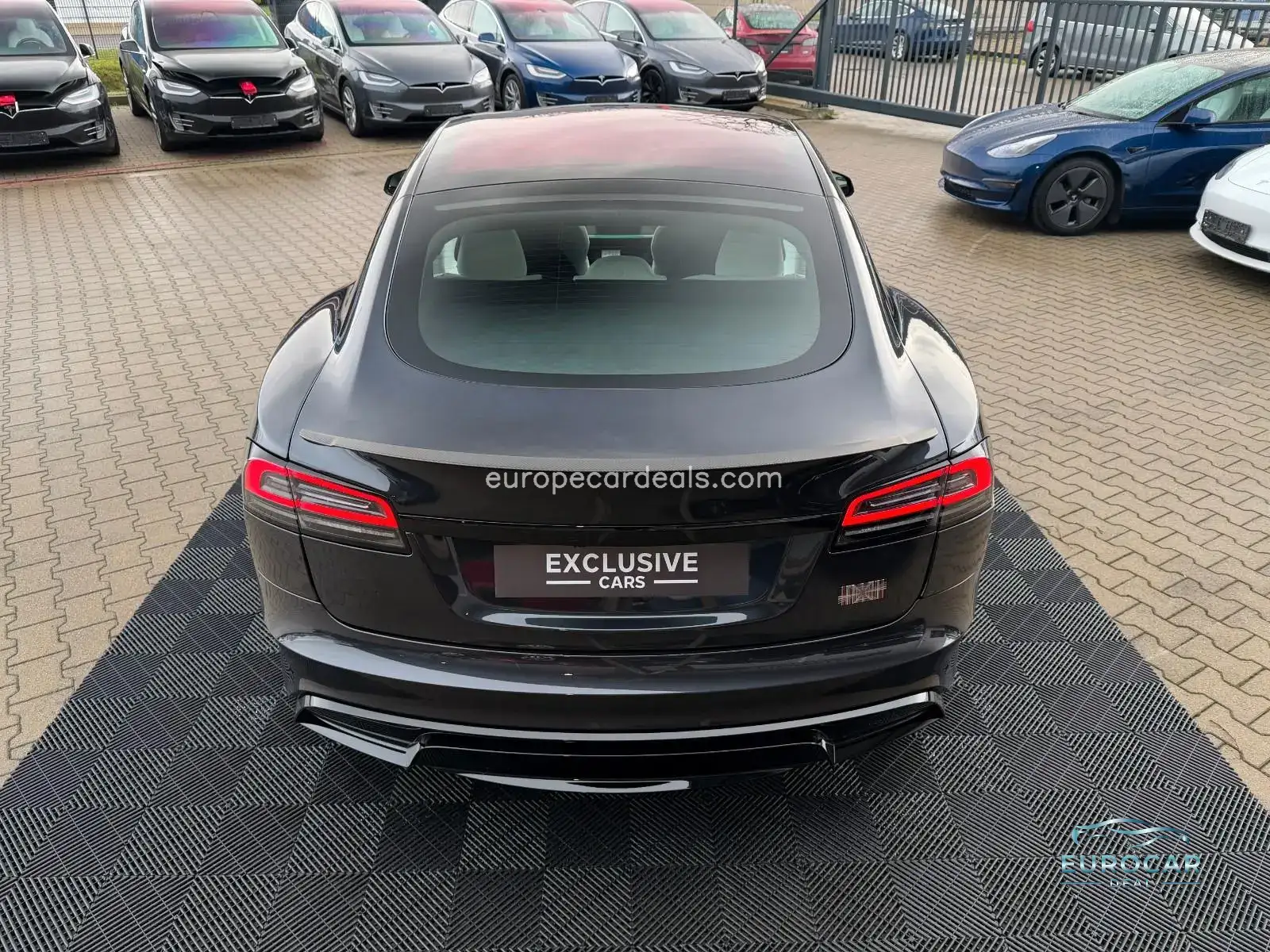 Tesla Model S