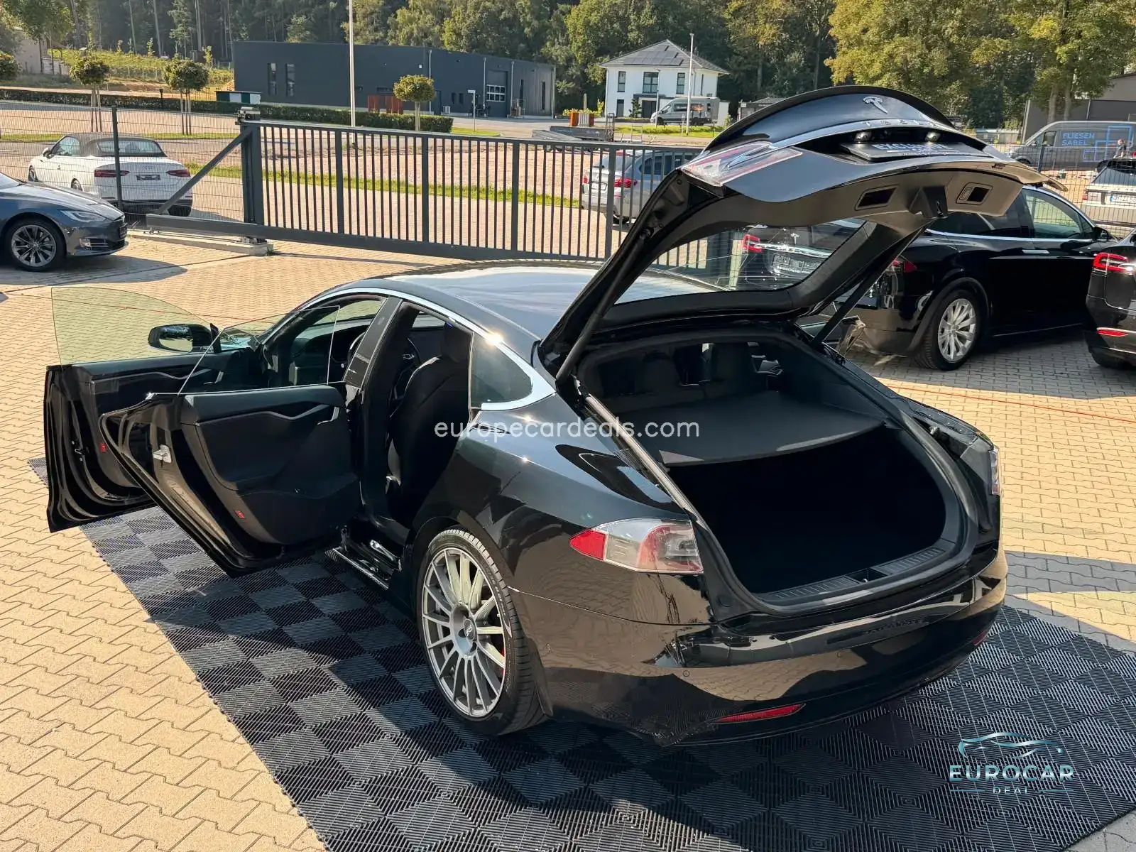 Tesla Model S