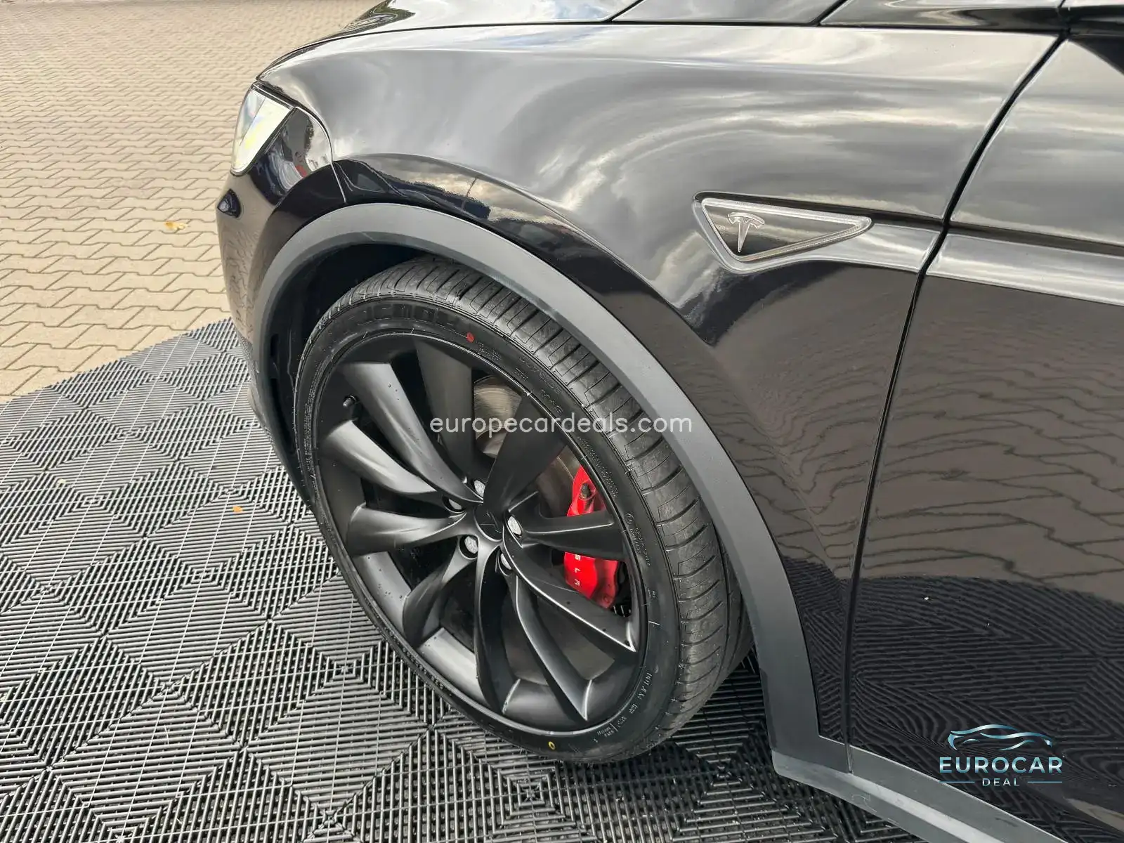 Tesla Model X